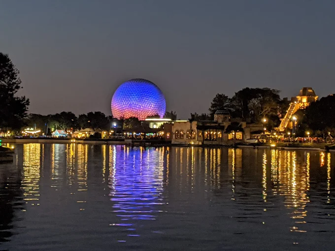 Epcot theme park florida 
